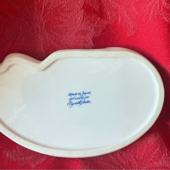 Classic Elizabeth Arden Porcelain Cat Powder Box WITH Scoop - Picture 9 of 10